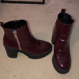 Steve Madden burgundy patent leather booties